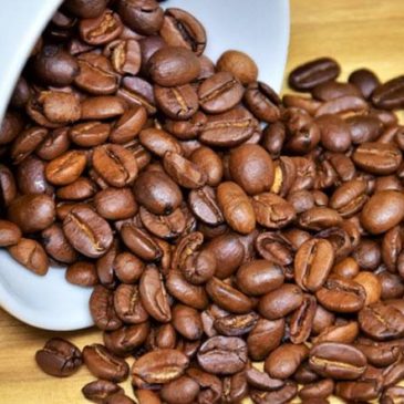 Moderate Coffee Drinking Could Benefit Health Prolonging Life